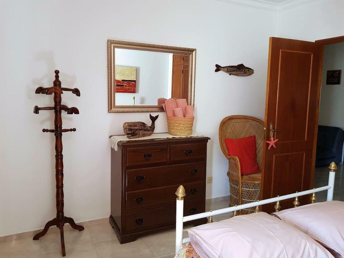 Ancora Guest House Monte Gordo Exterior photo